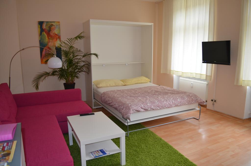 Ferienwohnung Barfly Traben-Trarbach Esterno foto